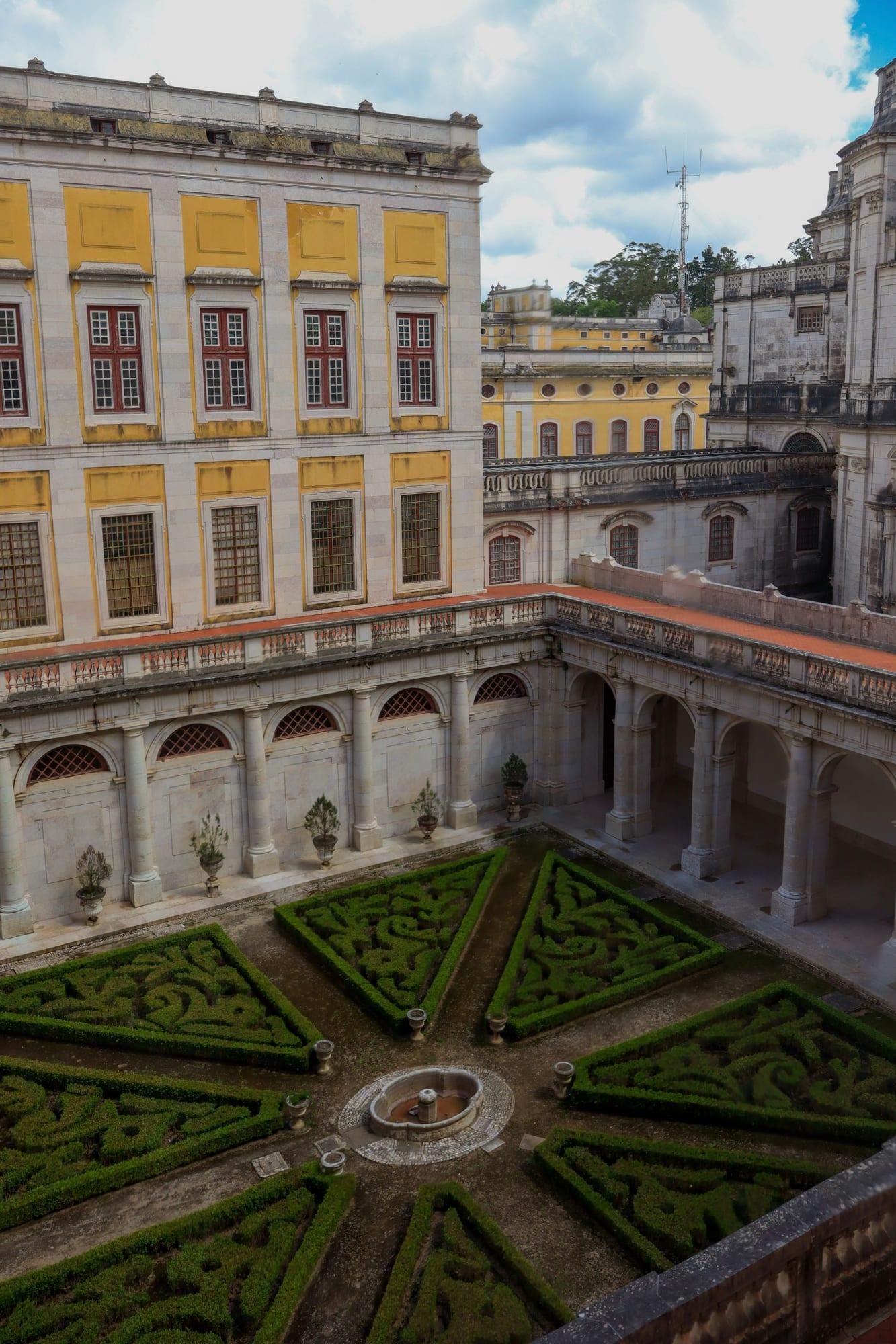 Jardim do claustro, Palácio de Mafra